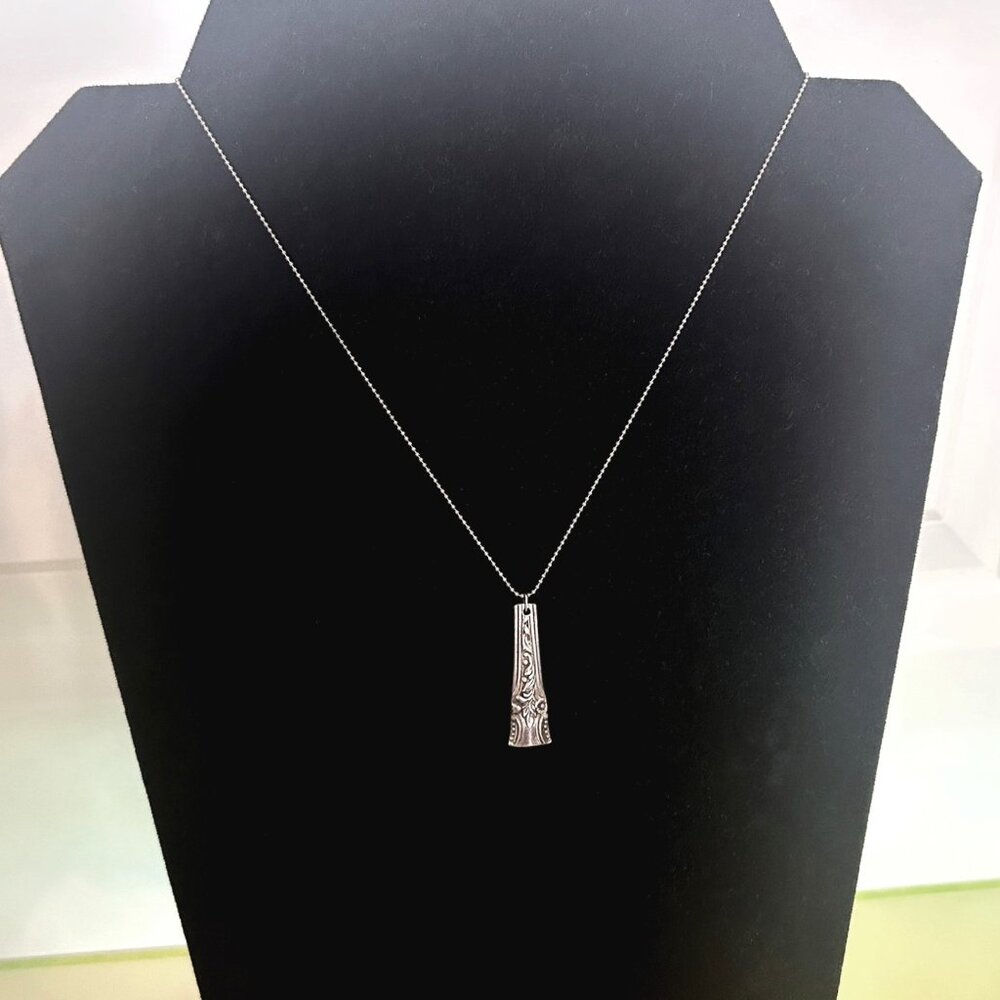 Vintage Sterling Silver Filigree Bar Necklace